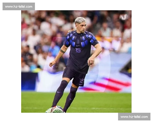 黑豹战甲降临！乌拉圭 2026 世界杯客场球衣酷炫登场